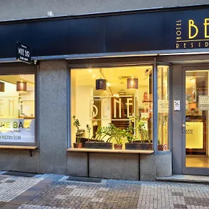 Bene 3*, Prag Tjekkiet