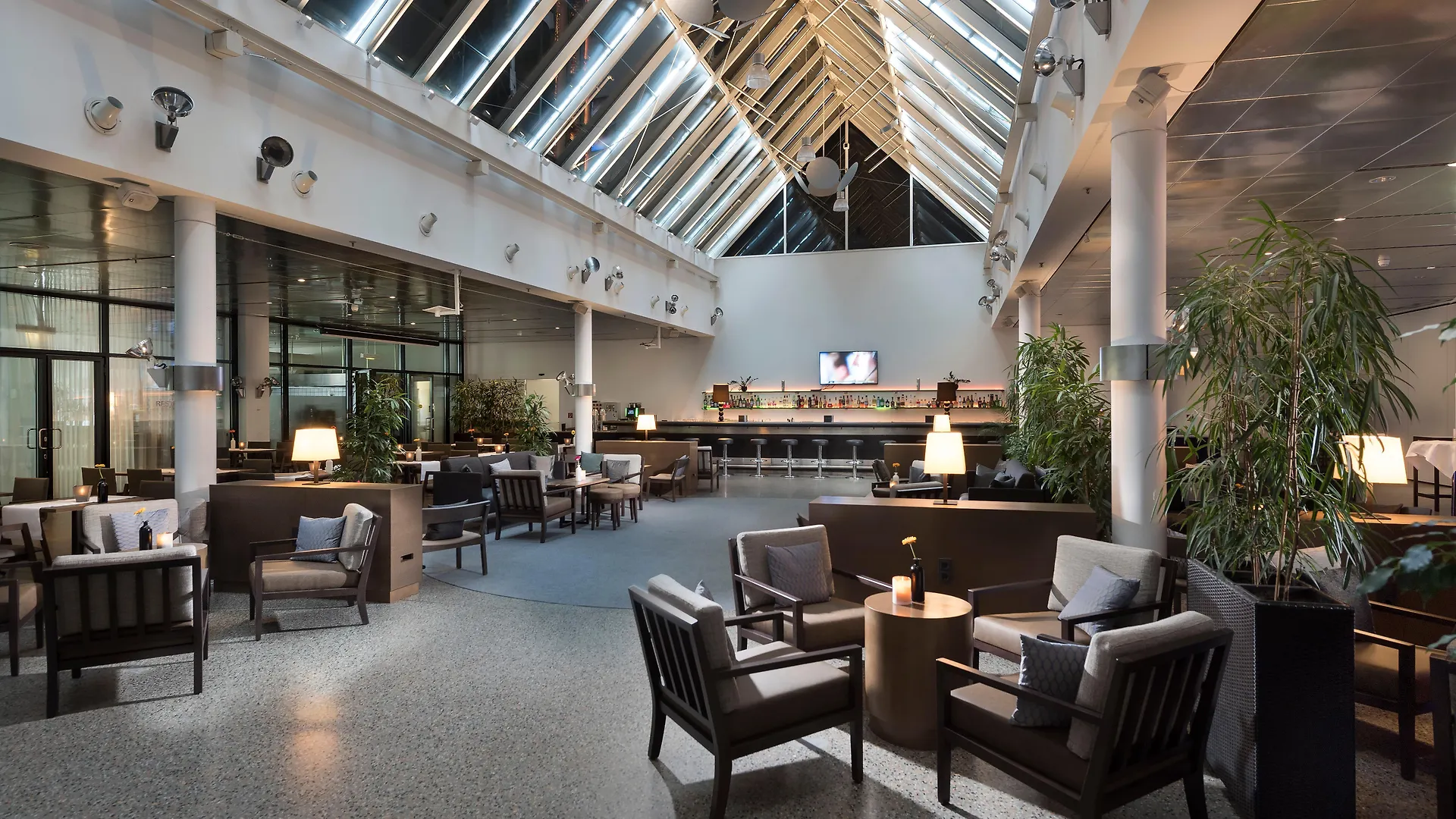 Holiday Inn Berlin City-West By Ihg contacts
