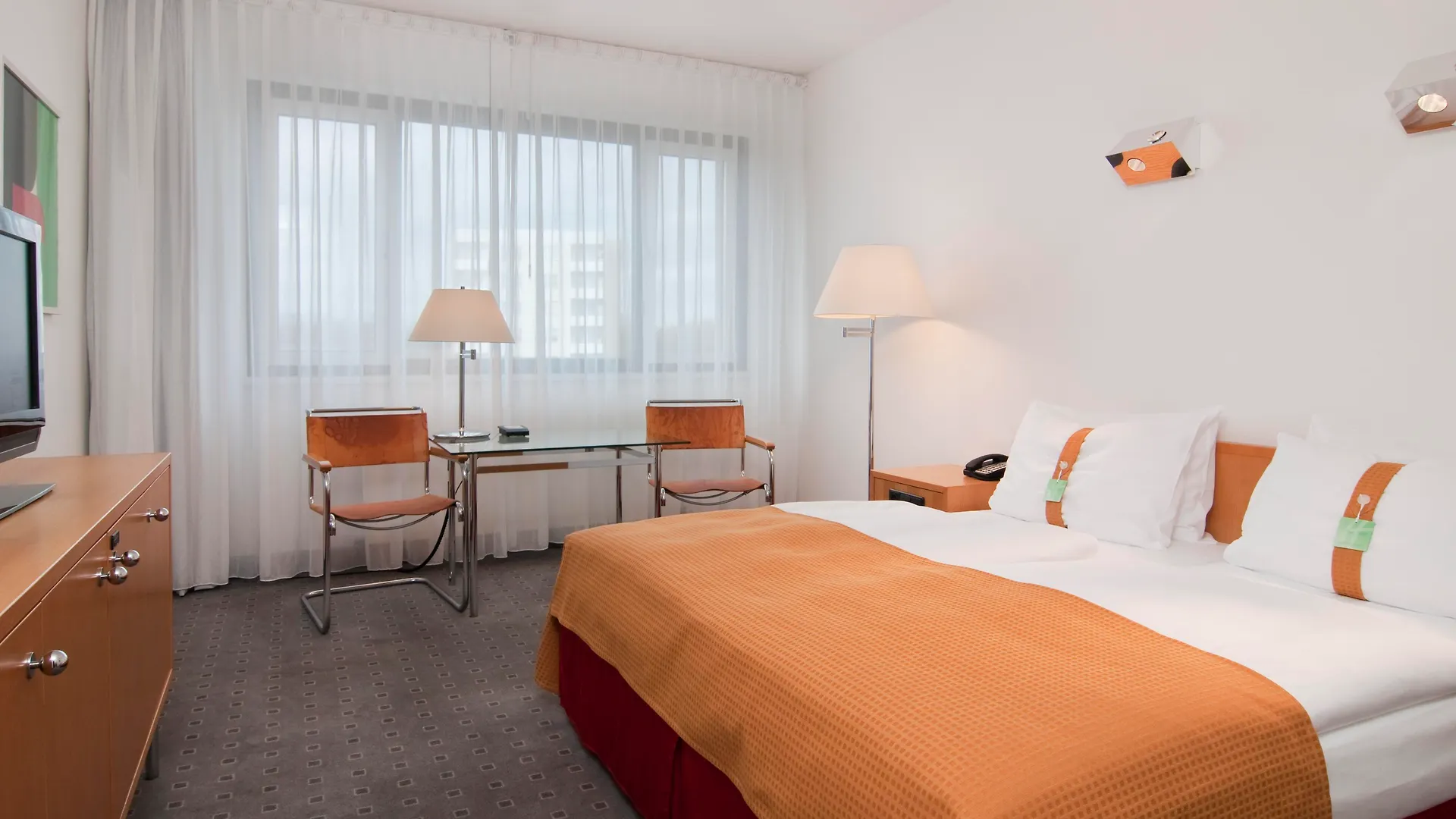 Holiday Inn Berlin City-West By Ihg Almanya