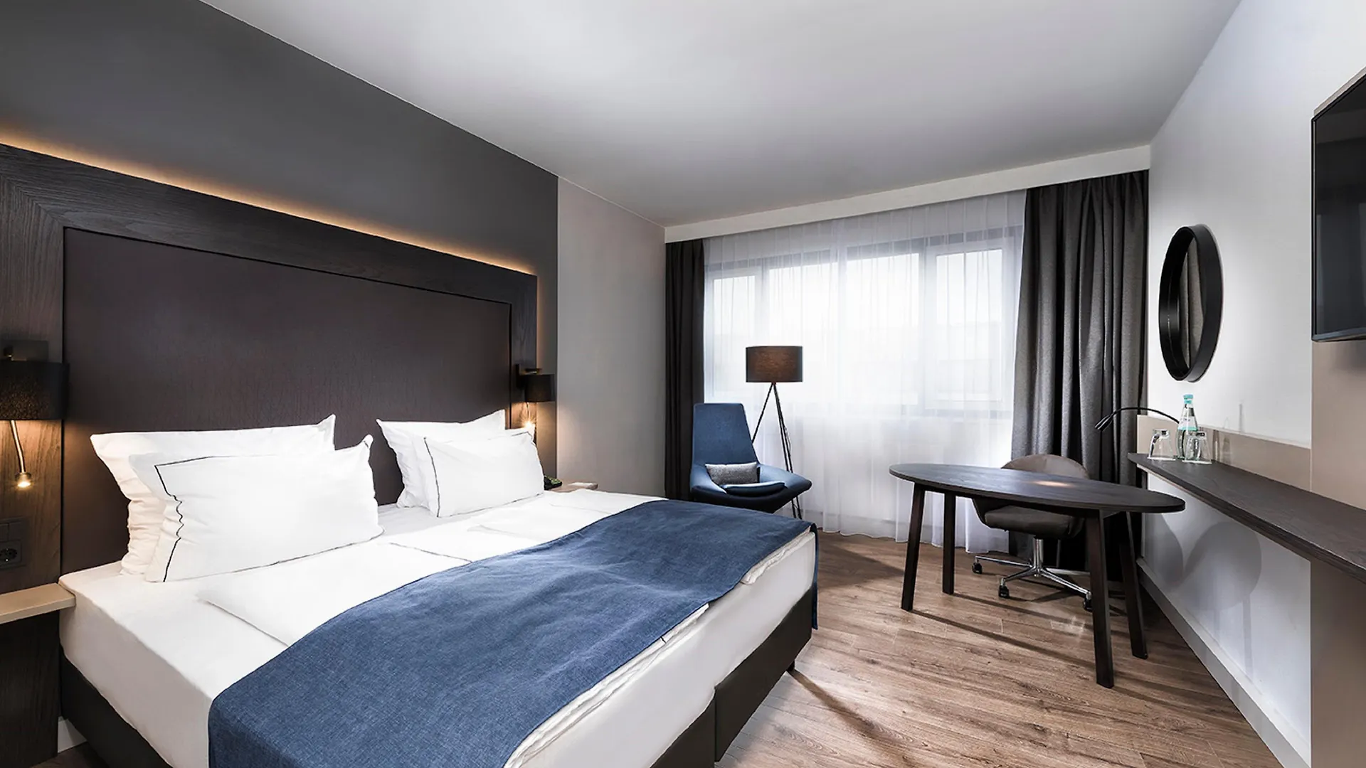 Otel Holiday Inn Berlin City-West By Ihg